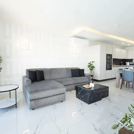 Ivory Seafront With Views!- Fl 8 By Homely San Pawl il-Baħar