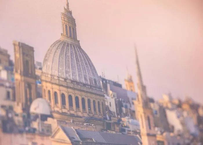 Ivory Seafront With Views!- Fl 8 By Homely St Paul's Bay